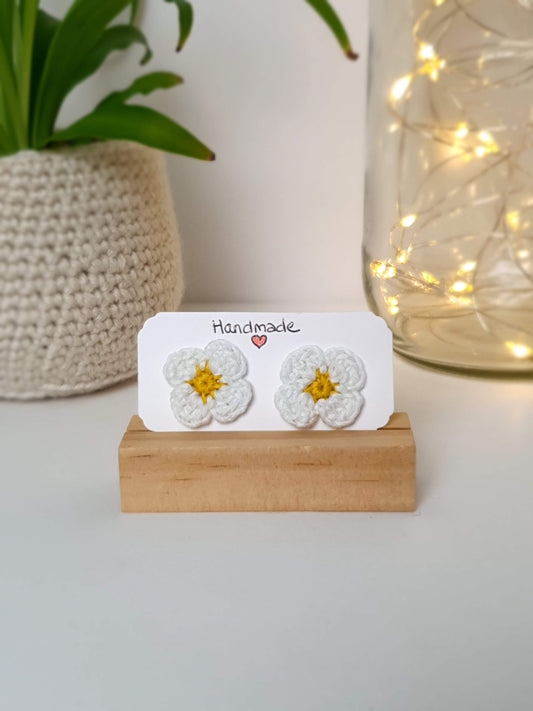 Daisy Studs